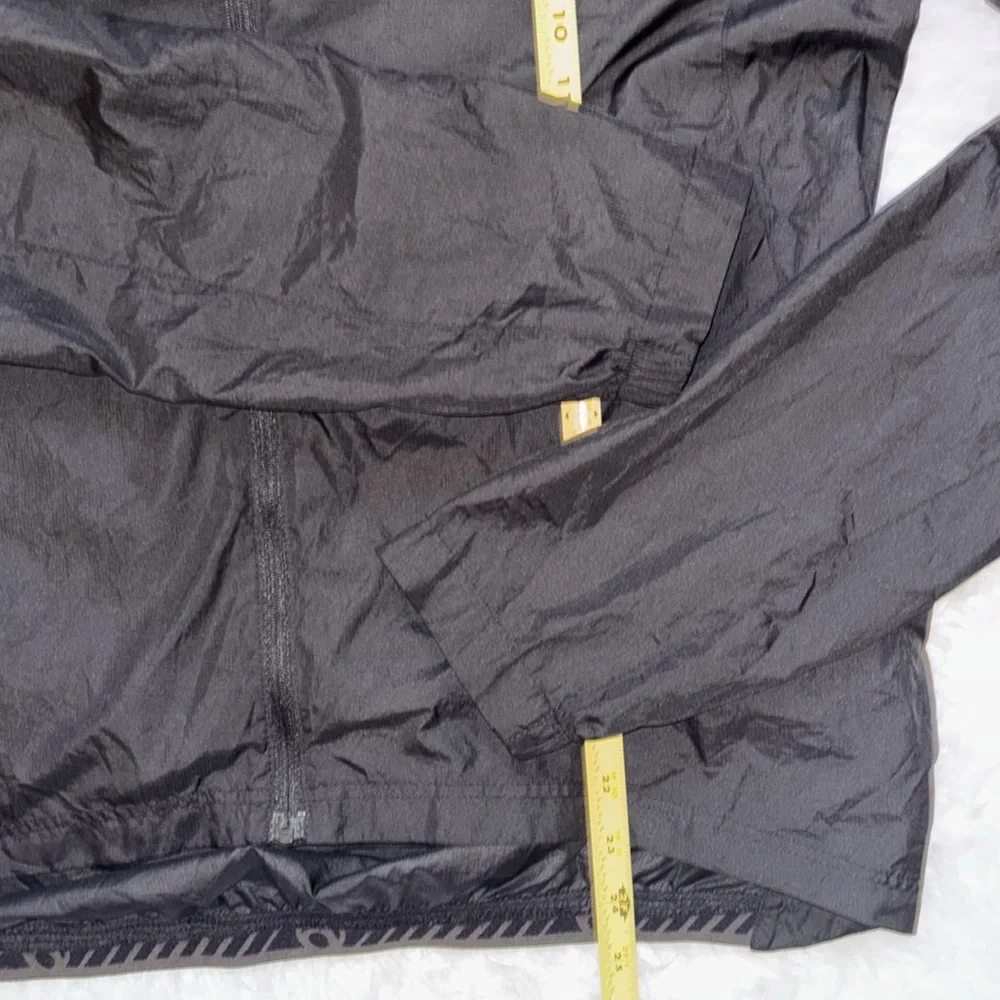 Bontrager Running Lightweight Packable Wind Jacket, Size M - Picture 6 of 16